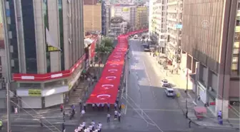 İzmir'in Düşman İşgalinden Kurtuluşunun 96. Yıl Dönümü - 350 Metrelik Türk Bayrağı Açıldı (2)