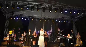 Züleyha Ortak-Enbe Orkestrası Kocaelilileri Büyüledi