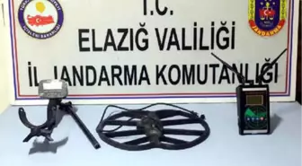 Elazığ'da Kaçak Kazı Yapan 6 Kişi Suçüstü Yakalandı