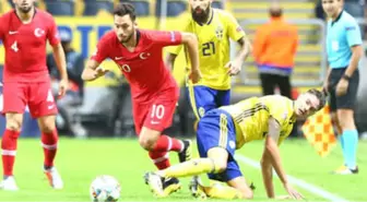 Hakan Çalhanoğlu: 'Bizi Çok Eleştirdiler, İçimizde Tuttuk'