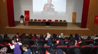 Akçakale'de Kadına Sosyal Destekler ve Kamuya Erişim Semineri