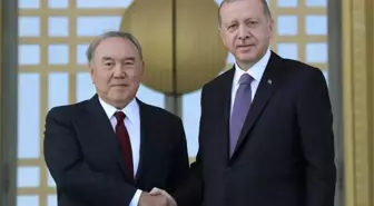 Cumhurbaşkanı Erdoğan, Kazakistan Cumhurbaşkanı Nazarbayev'i Resmi Törenle Karşıladı