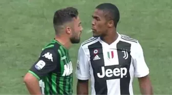 Juventus'un Brezilyalı Futbolcusu Douglas Costa, Rakibine Tükürdü