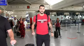 Negredo, Al Nasr İçin Dubai'ye Gitti