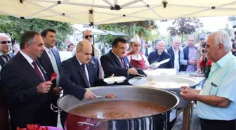 Düzce'de Ahilik Haftası Kutlaması Mehter Yürüyüşü ile Başladı