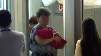 Rusya'da Vicdansız Anne, Yeni Doğan Kız Bebeğini İnternette Satarken Yakalandı