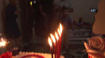 5 Yaşındaki Ömer Kayra Ayyıldız'a Tuttuğu Takımdan Doğum Günü Sürprizi