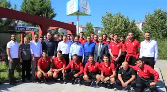 Utaş Uşakspor Futbolcular Sağlıklı Yaşam ve Gençlik Merkezinde