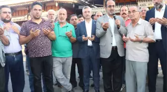 Gaziantep'te İş Yerleri Sabah Namazının Ardından Dualarla Açılıyor