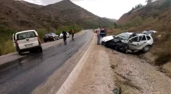 Gümüşhane'de Trafik Kazası: 3 Yaralı