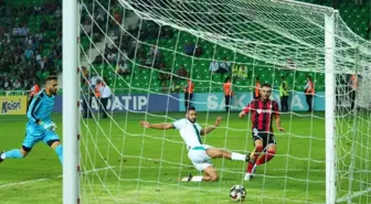 Tff 2. Lig: Sakaryaspor: 0 Utaş Uşakspor: 2