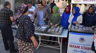 Kemalpaşa'da Canlarla Aşure Etkinliği