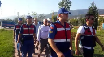 Babanın, Oğluna Pantolon Alamadığı İçin İntihar Ettiğini Yazan Gazeteci Adliyede