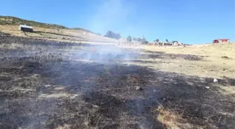 Toprak Altından Çıkan Duman Tedirgin Etti