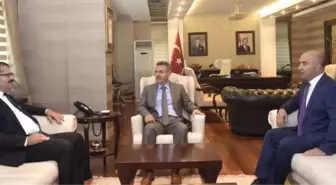 Azerbaycan Ankara Büyükelçisi Hazer İbrahimi Vali Süleyman Elban'ı Ziyaret Etti