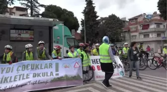 Farkındalık Oluşturmak İçin Bisikletleri ile Okula Gittiler