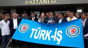 Türk-İş Kocaeli Üniversitesi'nde Çalışan Üyeleri İçin Bir Araya Geldi