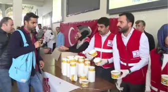 Türk Kızılayı, Aşure Dağıttı