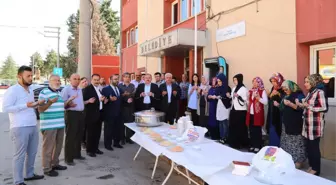 Hadim'de AK Parti Kadın Kolları Aşure Dağıttı