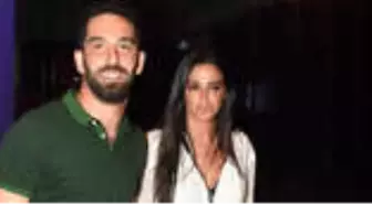 Arda Turan ve Aslıhan Doğan, Bebeklerinin Adını 'Hamza Arda' Koyacak