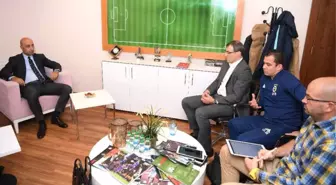 Tolunay Kafkas, Fenerbahçe Heyetiyle Bir Araya Geldi