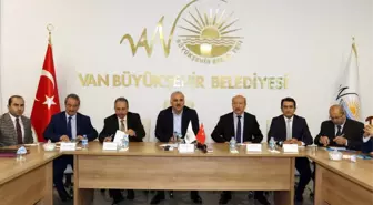 Vali Zorluoğlu Daire Amirleriyle Bir Araya Geldi