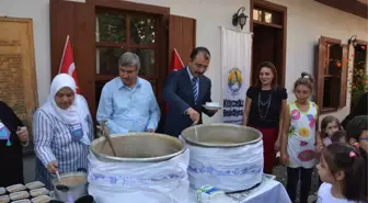 Köyceğiz Belediyesinden Aşure İkramı