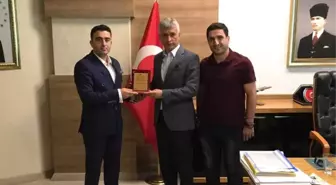 Cizreli Esnaflardan Kaymakam ve Belediye Başkanı Arıcan'a Teşekkür Ziyareti