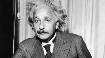 Einstein'ın 'Tanrı'nın Varlığı ve Din' Mektubu Satışa Çıkarıldı