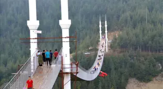 Kahramanmaraş'taki 4 Minareli Asma Köprü ile İngiltere'de Ödüle Layık Görüldü