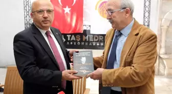 Afyonkarahisar Belediyesi Kültür Yayınlarına Bir Yenisi Daha Eklendi