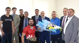 Erzurum Kent Konseyi'nden B.b. Erzurumspor Teknik Direktörü Özdilek'e Hayırlı Olsun Ziyareti