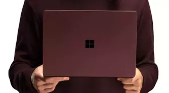 Yeni Microsoft Surface Pro 6, Dört Çekirdekli ve Ultra Hafif