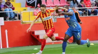 Spor Toto Süper Lig: Kayserispor: 0 - Çaykur Rizespor: 1 (İlk Yarı)