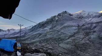 Kar Başladı, 'Yaylalardan İnin' Çağrısı Yapıldı