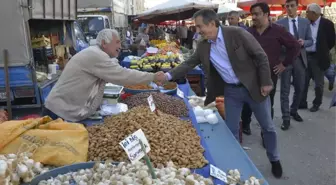 Başkan Ataç Şirintepe Pazarında