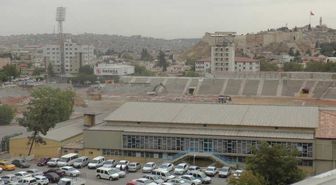 Gaziantep Kamil Ocak Stadyumu'nun Tribünleri Yıkılıyor