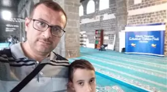 11 Yaşındaki Esat Gökçe 'Hafızlık Yarışması'nda Türkiye Birincisi Oldu