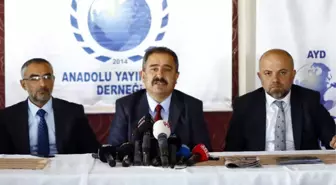 Batuhan Yaşar'a Yılın Araştırmacı Yazarı Ödülü