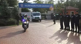 Görev Yaptığı Emniyete Türk Bayraklı Tabut İçerisinde Geldi