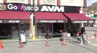 Gümüşhane Fiyat Etiketlerine Ücret Yerine Özlü Sözler Yazdı