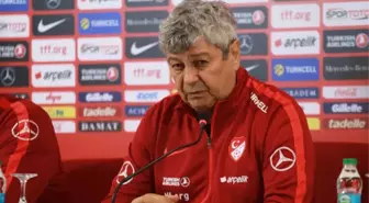 Mircea Lucescu: 'Milli Takımı Seven ve Oynamak İsteyen Bir Ekip Oluşturmaya Çalışıyoruz'