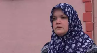 Oğlunun Başının Korkuluklara Sıkıştığını Öğrenen Anne Okula Koştu