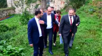 Tarihi Ünye Kalesi Bir Yılda Turizme Hazır Olacak