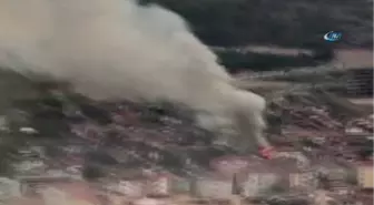Yanan Ahşap Evden Yükselen Dumanlar Şehri Kapladı