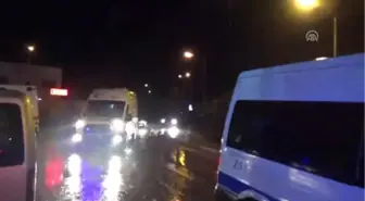 Polislerin Bulunduğu Araç Kaza Yaptı: 5 Yaralı