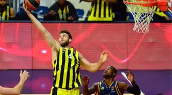 Fenerbahçe'den Muhteşem Başlangıç