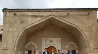 AK Parti Teşkilat Başkan Yardımcısı Özel, Burdur'da