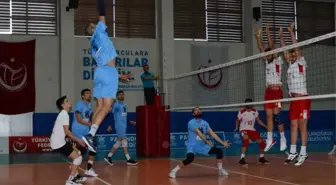 Palandöken Belediyespor Voleybol Takımı 2'de 2 Yaptı