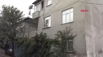 Kocaeli Apartman Sahibi ve Komşusu Tamir Yaparken Çatıdan Düştü